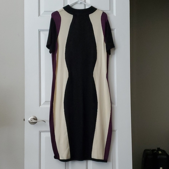 Color block dress - Picture 2 of 3